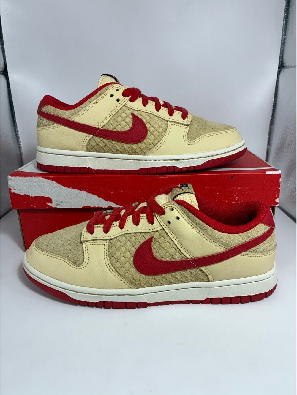 Size 8 - Nike Dunk Low Retro SE Strawberry Waffle